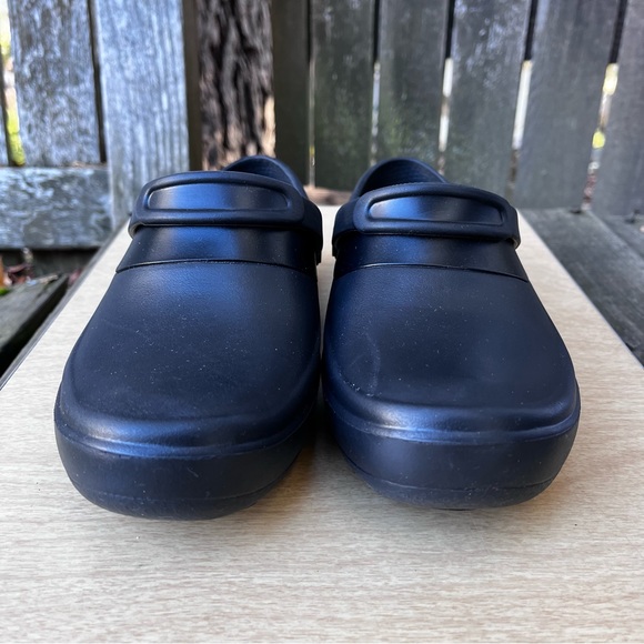 CROCS Black Mercy Slip Resistant Work Clog Sz 7 - Picture 13 of 15